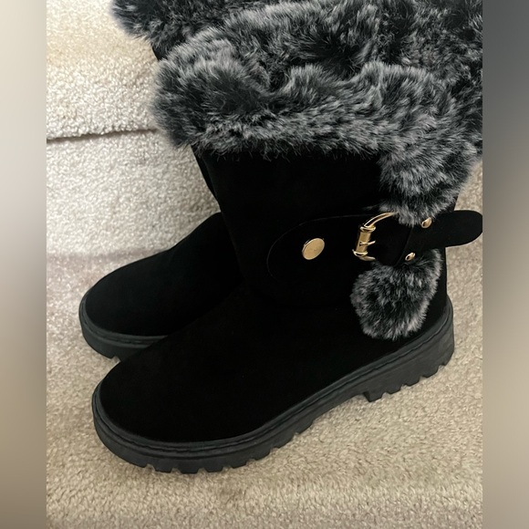 Womens Slip-On Soft Boots, Sz 8, Black - Picture 7 of 7